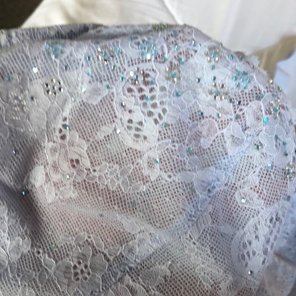 Victoria’s Secret Dream Angels Bra - Picture 2 of 4